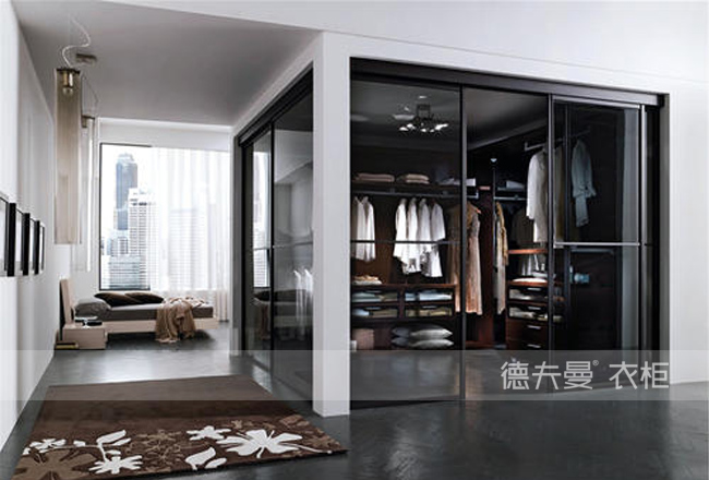 玻璃门衣柜.jpg